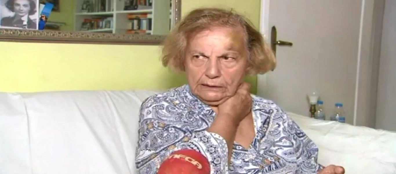 Άγριος ξυλοδαρμός 87χρονης σε ασανσέρ: «Ήρθε να με σκοτώσει, έχω πέντε σπασμένα κόκαλα»